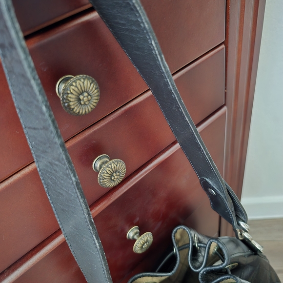 Dooney & Bourke Black Croc-Embossed Shoulder Bag - Picture 4 of 9